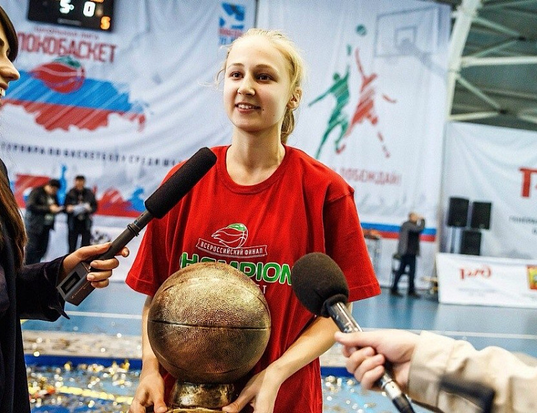 4-7 апреля 2015 года в городе Нальчик (Республика Кабарбдино-Балкария) состоялся Всероссийский финал турнира по баскетболу «Локобаскет» (Школьная баскетбольная лига).